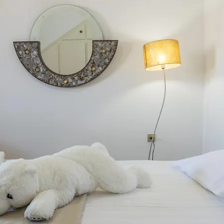 Uncle's Titikas Апартаменты *